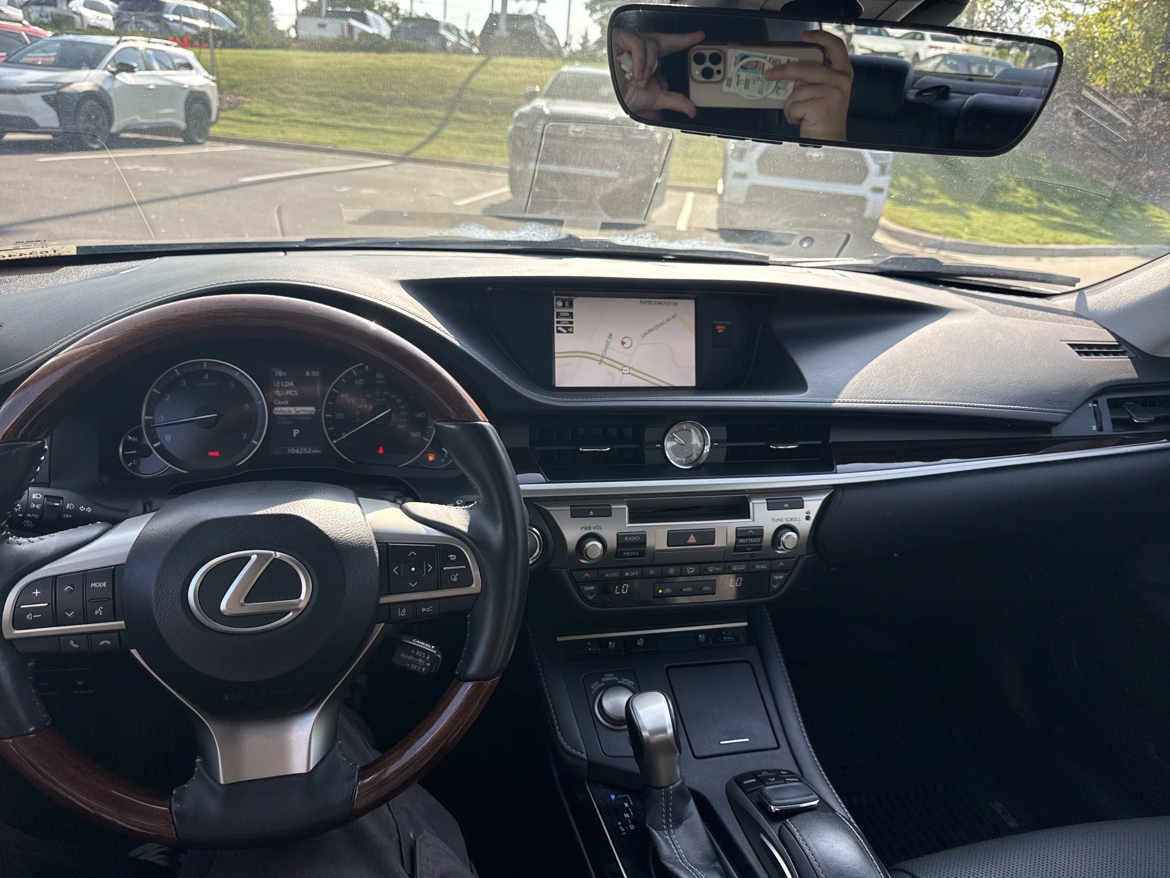 Used 2018 Lexus ES 350 w/ Navigation System Package FWD image 30