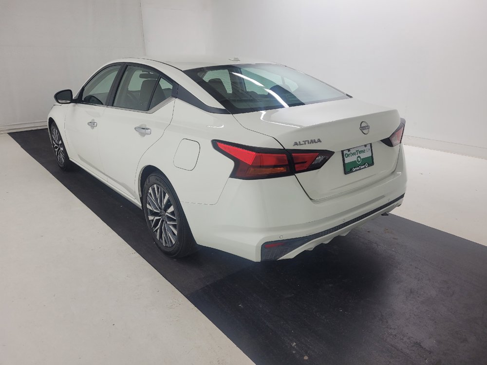 Used 2025 Nissan Altima 2.5 SV FWD image 5