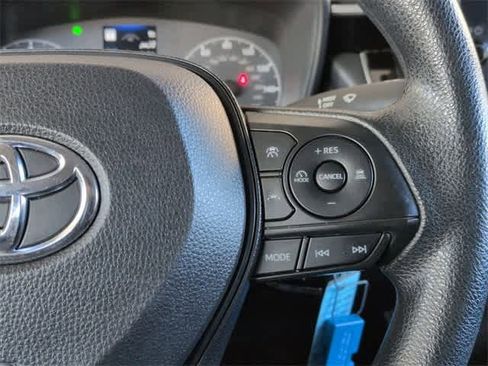 Used 2023 Toyota Corolla LE image 25