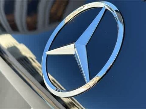 Certified 2022 Mercedes-Benz GLC 300 GLC 300 image 9