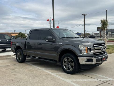 Used 2018 Ford F150 XLT w/ Equipment Group 301A Mid image 3