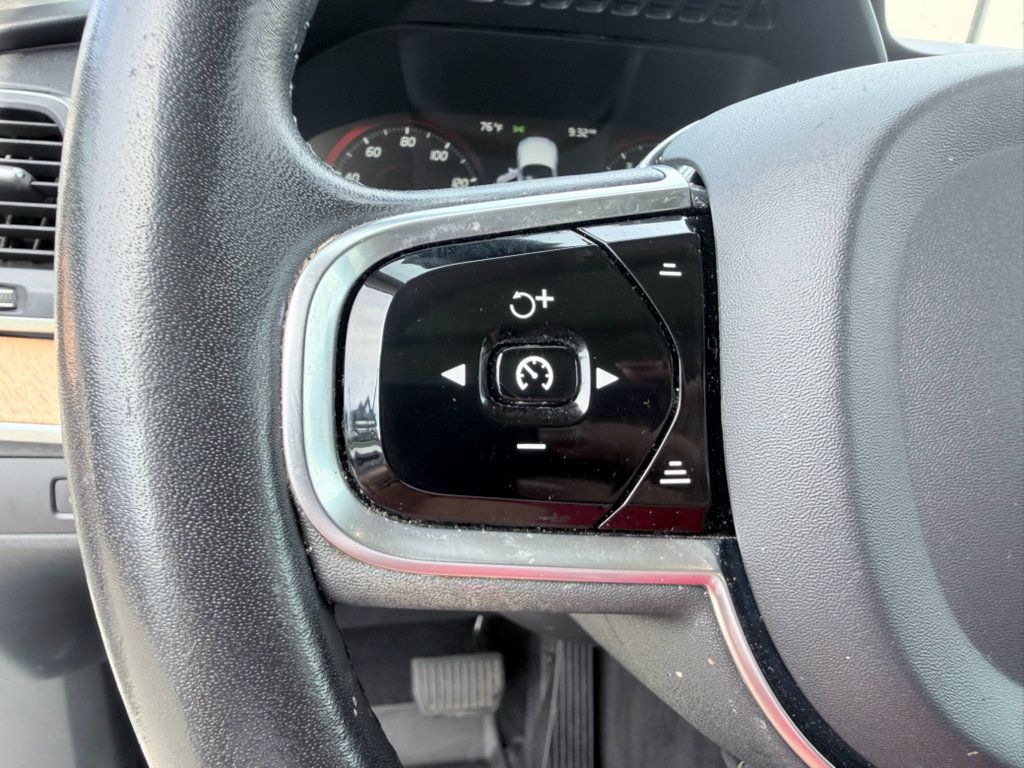 Used 2021 Volvo XC90 T6 Momentum w/ Protection Package Premier AWD/4WD image 15