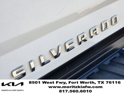 Used 2017 Chevrolet Silverado 2500 LT w/ Texas Edition AWD/4WD image 11