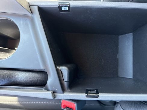 Used 2024 Hyundai Elantra SEL FWD image 19