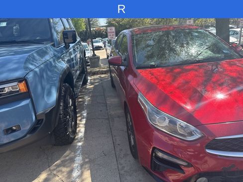 Used 2019 Kia Forte LXS image 2