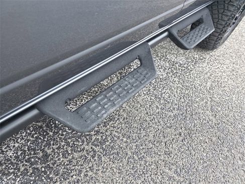 Used 2024 Ford Bronco Wildtrak image 11