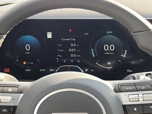 Used 2025 Hyundai Tucson SEL AWD/4WD image 28