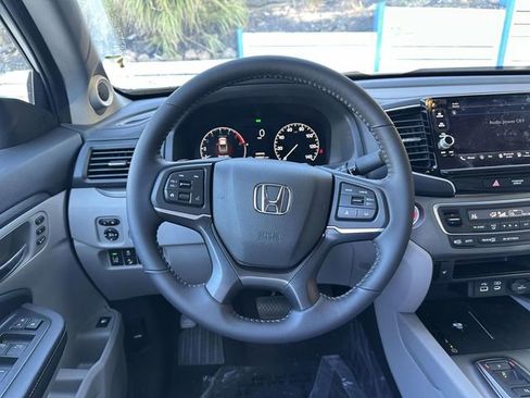 New 2025 Honda Ridgeline RTL image 11