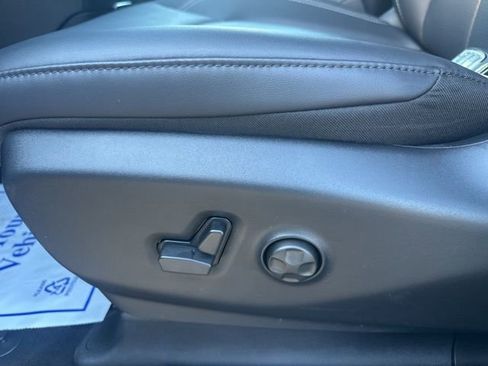 New 2026 Chrysler Pacifica Select image 15