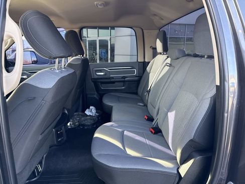 Used 2019 RAM 2500 Big Horn image 14