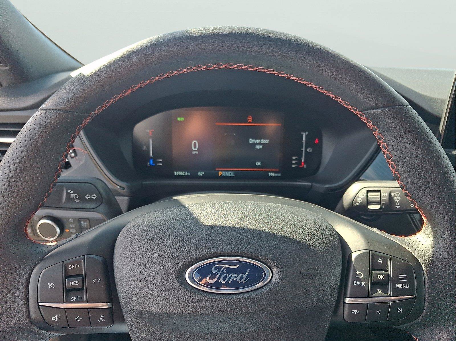 Used 2023 Ford Escape ST-Line w/ Equipment Group 301A FWD image 17