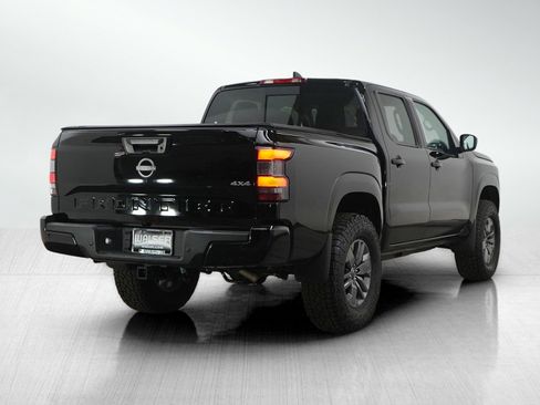 Used 2025 Nissan Frontier SV w/ SV Convenience Package AWD/4WD image 6