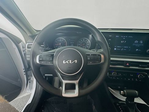 Used 2023 Kia K5 LXS FWD image 16