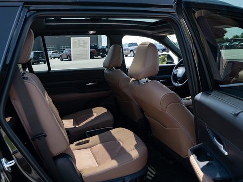 Used 2026 Toyota Grand Highlander AWD Hybrid image 22