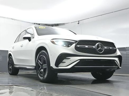 Used 2026 Mercedes-Benz GLC 300 image 36