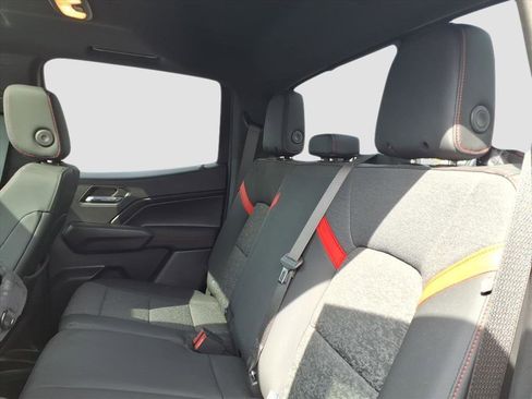 Used 2023 Chevrolet Colorado Z71 w/ Advanced Trailering Package image 23