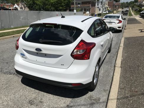 Used 2013 Ford Focus SE w/ Interior Protection Pkg FWD image 3
