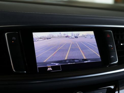 Used 2023 Buick Enclave Essence w/ Sport Touring Edition image 14