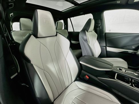 Certified 2025 Lexus TX 350 AWD w/ Technology Package image 28