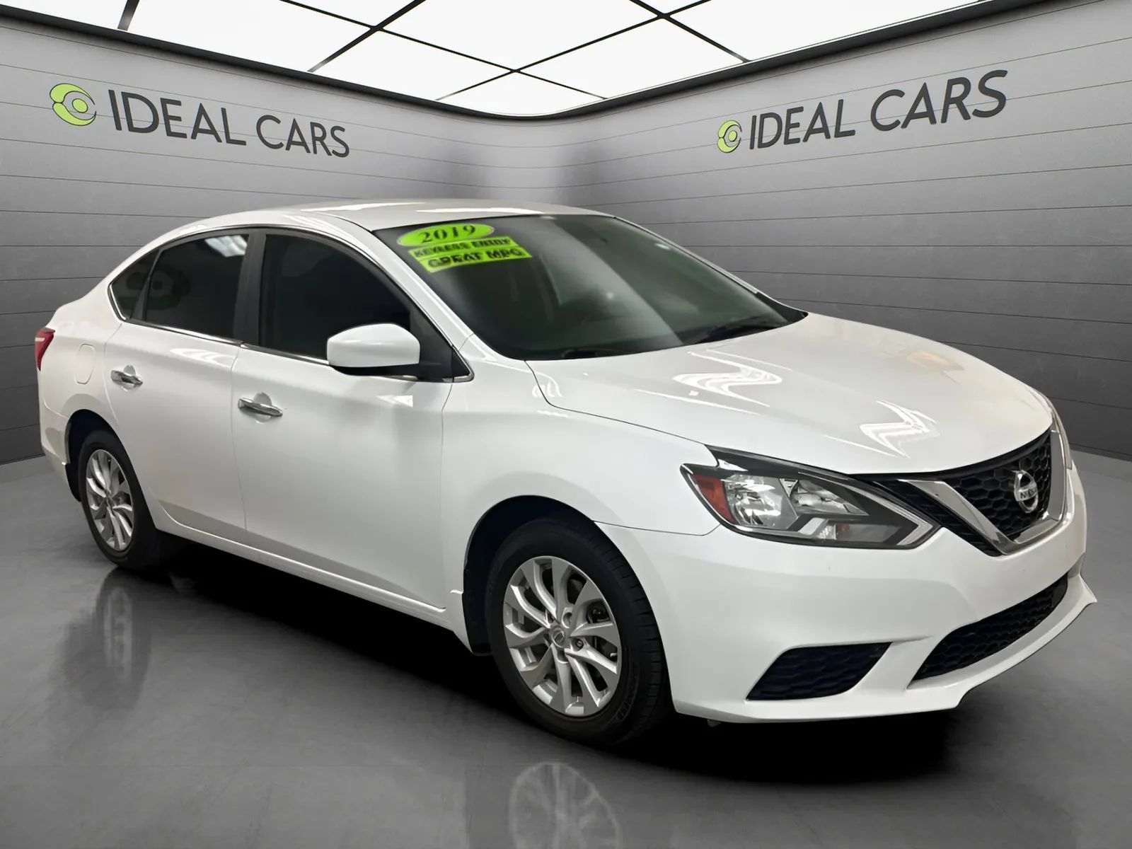 Used 2019 Nissan Sentra SV FWD image 3