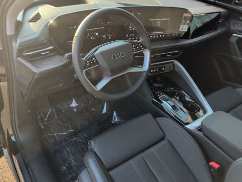 New 2025 Audi Q5 Premium Plus image 2