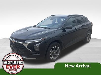 Used 2025 Chevrolet Trax LT
