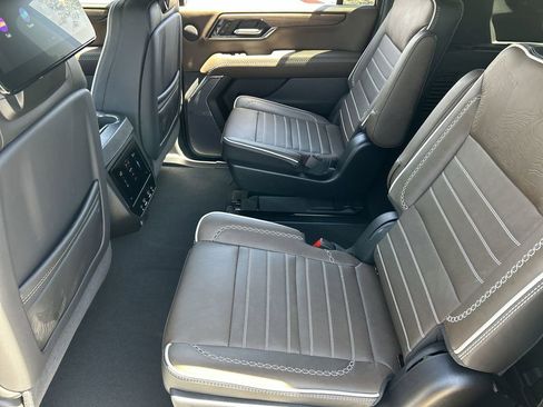 Used 2026 GMC Yukon XL Denali Ultimate AWD/4WD image 26