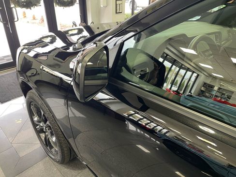 Used 2025 Dodge Durango GT w/ Blacktop Package image 16