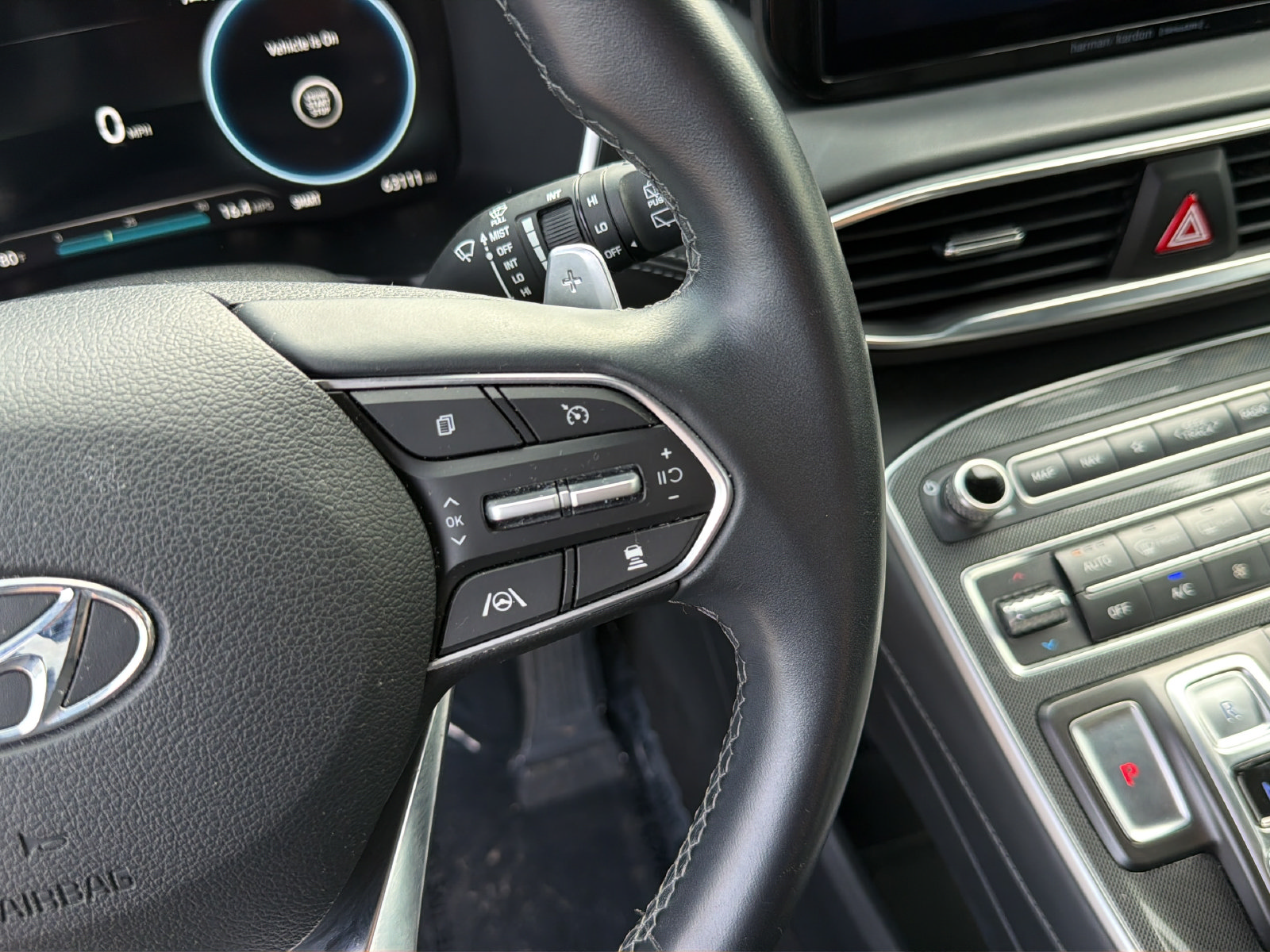 Used 2021 Hyundai Santa Fe SEL w/ Convenience + Premium Package FWD image 19