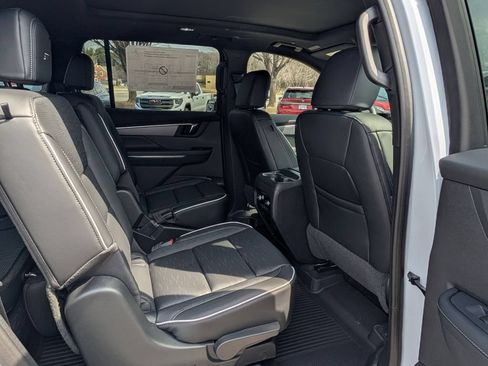 New 2026 Buick Enclave Sport Touring w/ Power Package AWD/4WD image 30