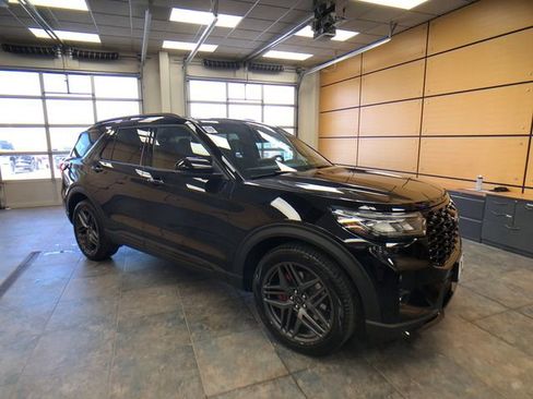 New 2026 Ford Explorer ST AWD/4WD image 1