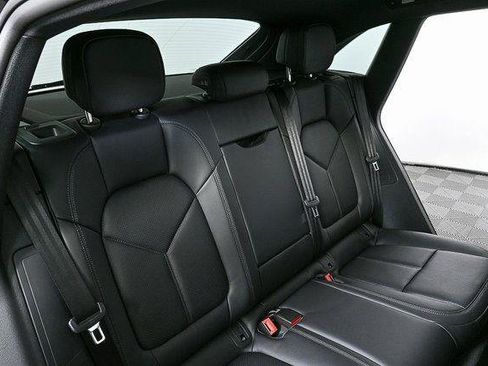 Certified 2026 Porsche Macan Turbo AWD/4WD image 21