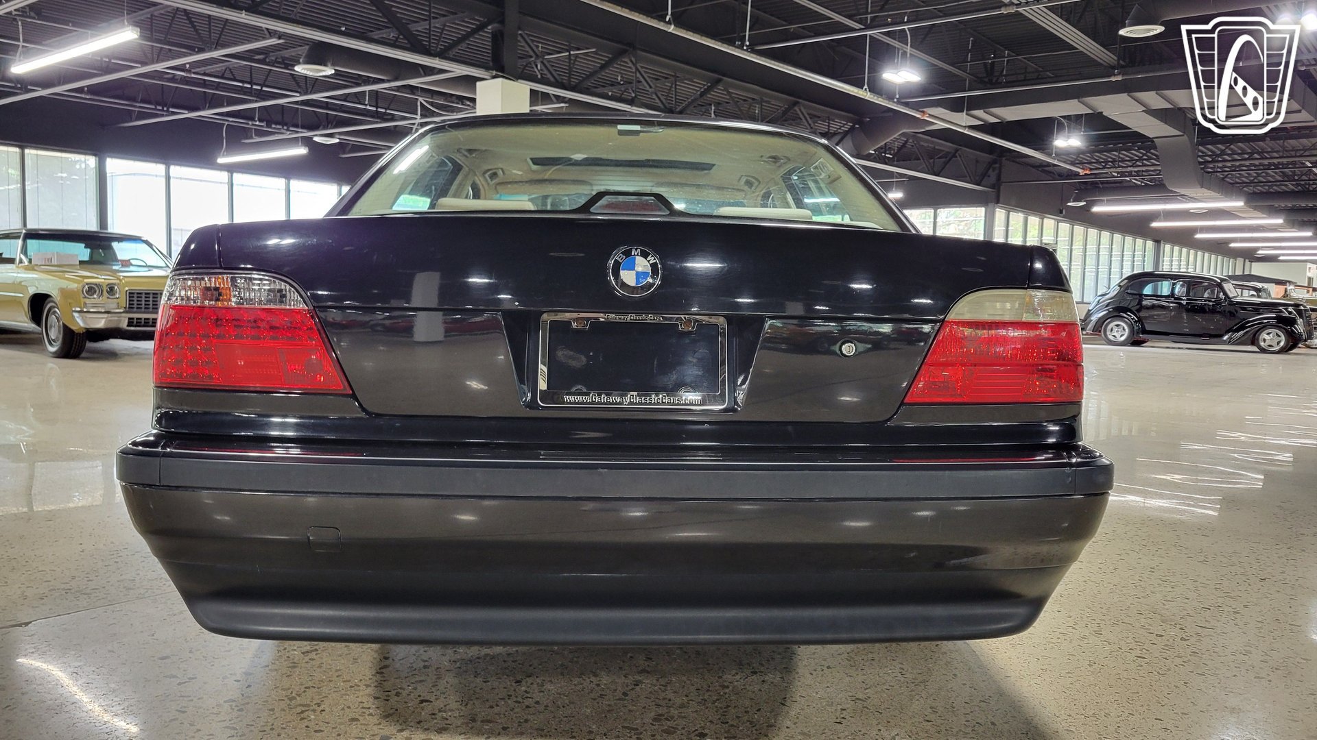 Used 1997 BMW 740i RWD image 32
