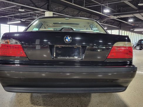 Used 1997 BMW 740i RWD image 32