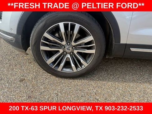 Used 2018 Ford Explorer Platinum image 4