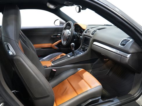 Used 2014 Porsche Cayman RWD image 29