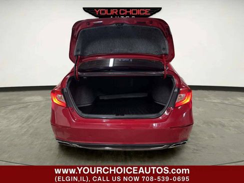 Used 2018 Honda Accord Sport image 5