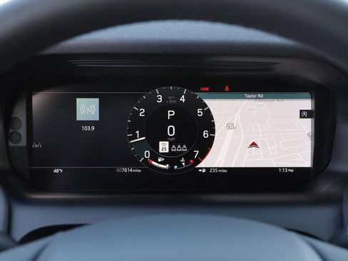 Used 2024 Land Rover Discovery Sport Dynamic SE image 15