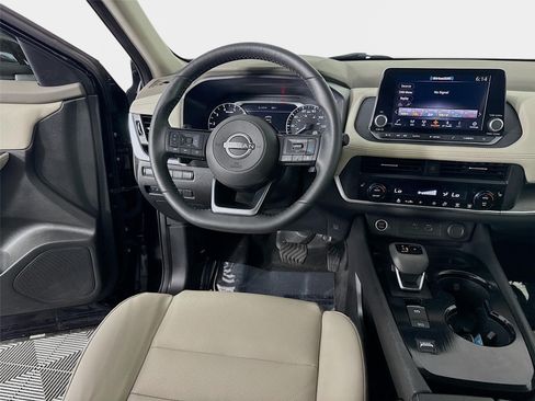 Certified 2023 Nissan Rogue SV w/ SV Premium B Package FWD image 23