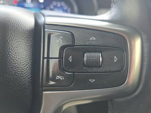 Used 2022 Chevrolet Tahoe Z71 w/ Luxury Package image 33