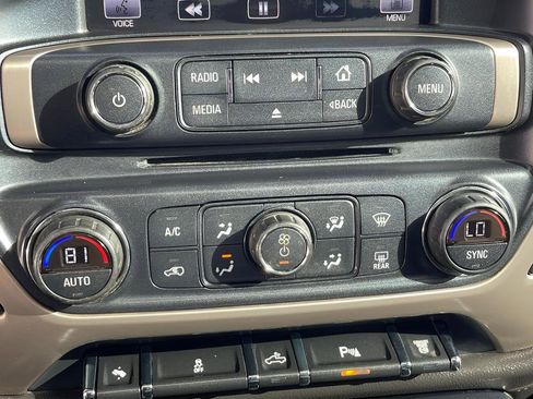 Used 2015 GMC Sierra 2500 Denali image 25