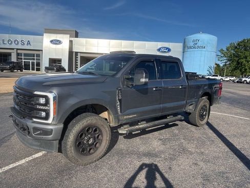 Used 2023 Ford F250 Lariat w/ Lariat Ultimate Package AWD/4WD image 6
