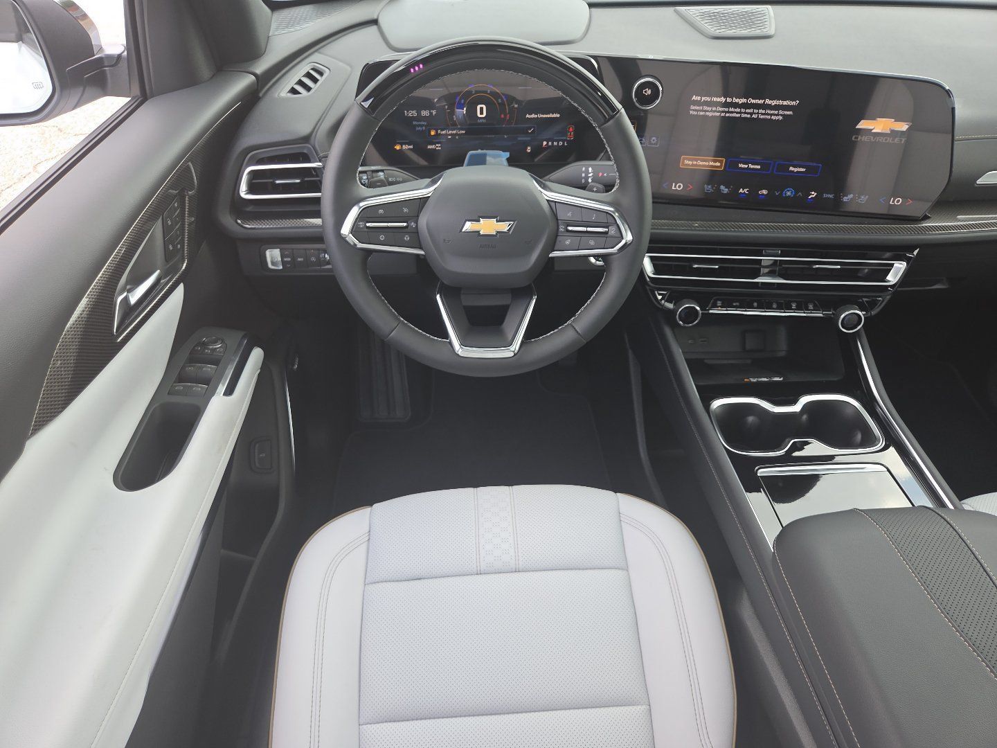 New 2026 Chevrolet Traverse High Country AWD/4WD image 32