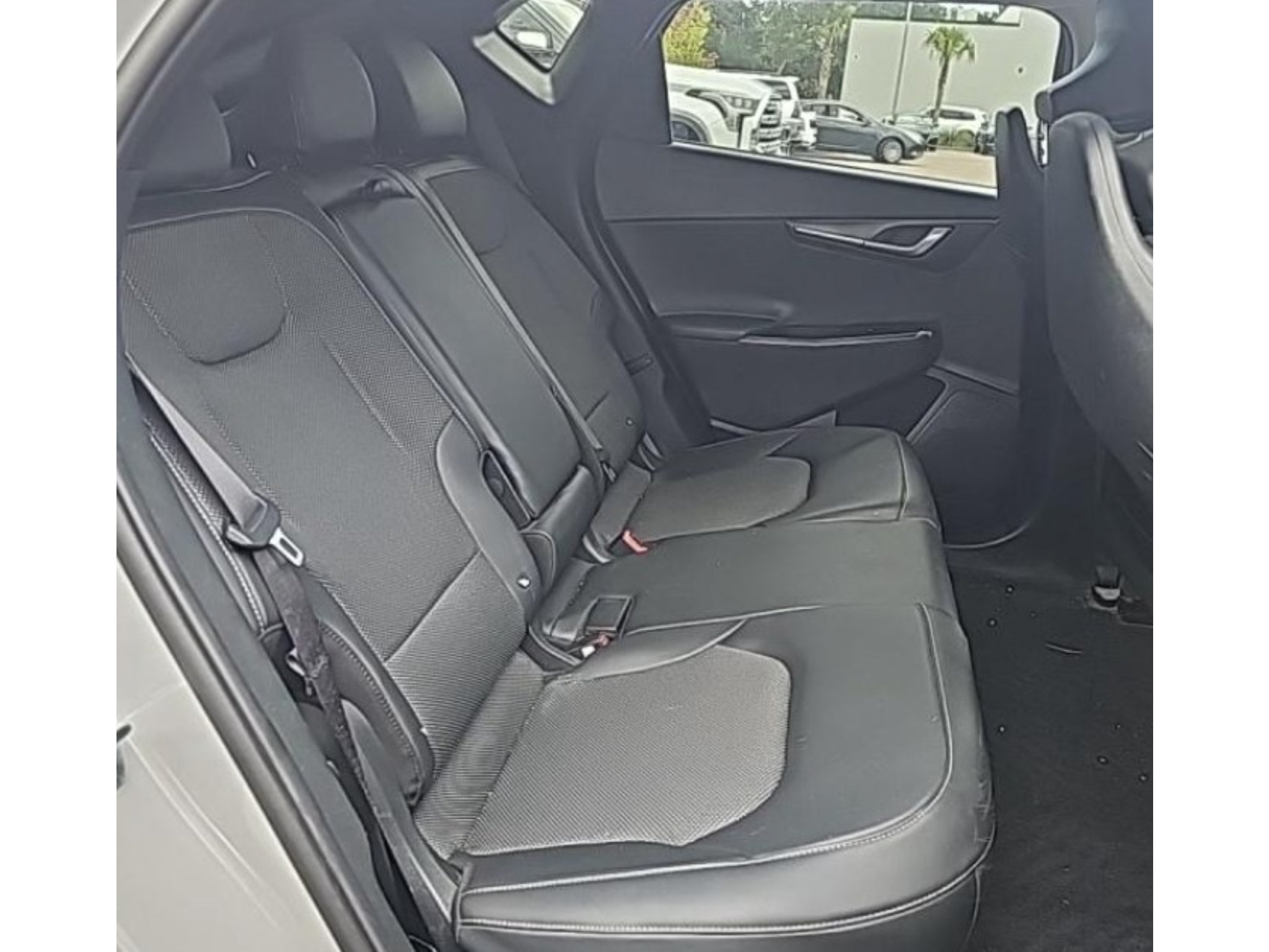 Used 2025 Kia EV6 Light w/ Light LR Technology Package RWD image 6