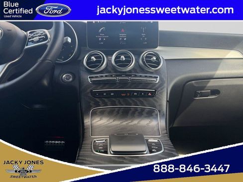 Used 2022 Mercedes-Benz GLC 300 4MATIC image 12