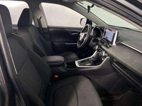 Used 2023 Toyota RAV4 XLE FWD image 15