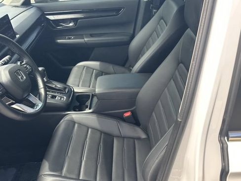 Used 2025 Honda CR-V EX-L image 17