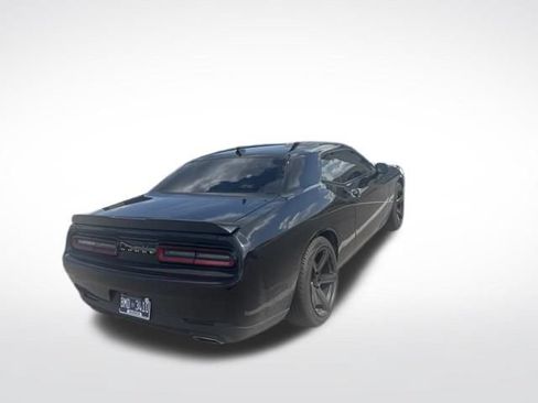 Used 2020 Dodge Challenger SXT RWD image 14