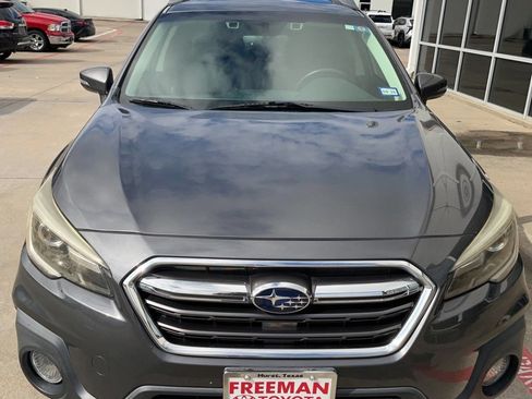 Used 2019 Subaru Outback 3.6R Limited AWD/4WD image 3