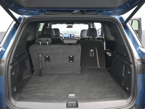 Used 2025 Buick Enclave Preferred FWD image 14